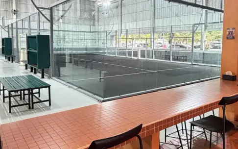 Court seen from the terracotta bar counter